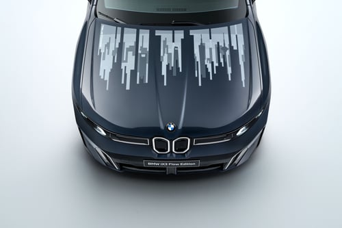 P90638776_highRes_bmw-ix3-flow-edition